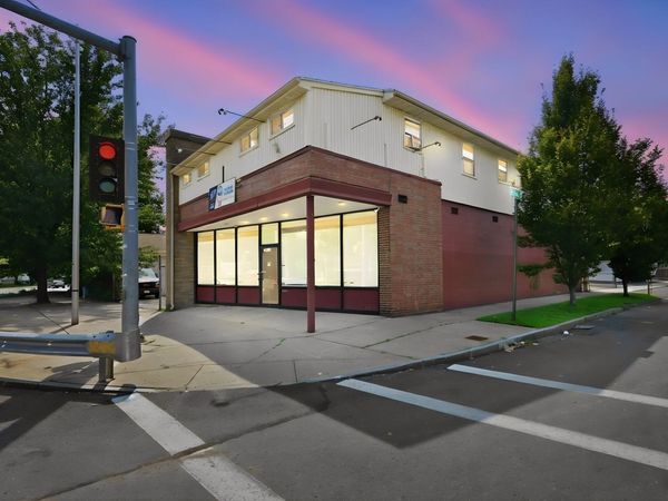1036 Chicopee St, Chicopee, MA 01013