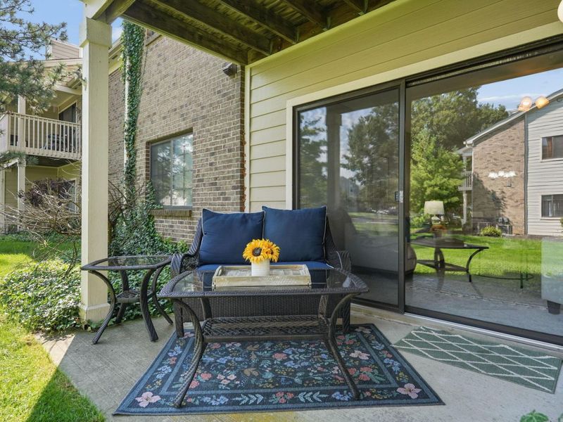 6767 Meadow Creek Drive, Unit 104, Columbus, OH 43235 Photo 22