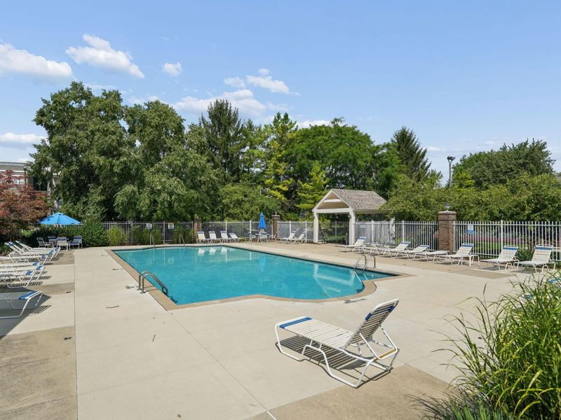 6767 Meadow Creek Drive, Unit 104, Columbus, OH 43235 Photo 25