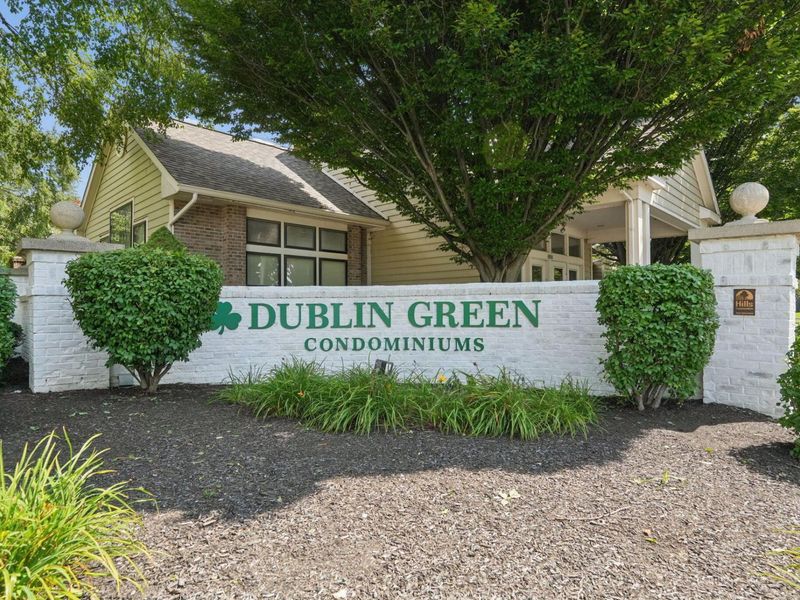 6767 Meadow Creek Drive, Unit 104, Columbus, OH 43235 Photo 27