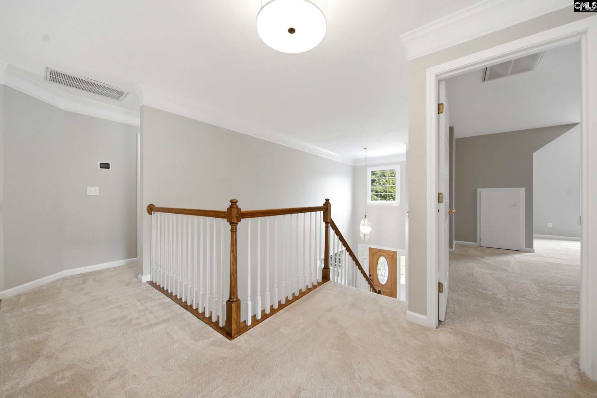 104 W Hampton Way Photo 18