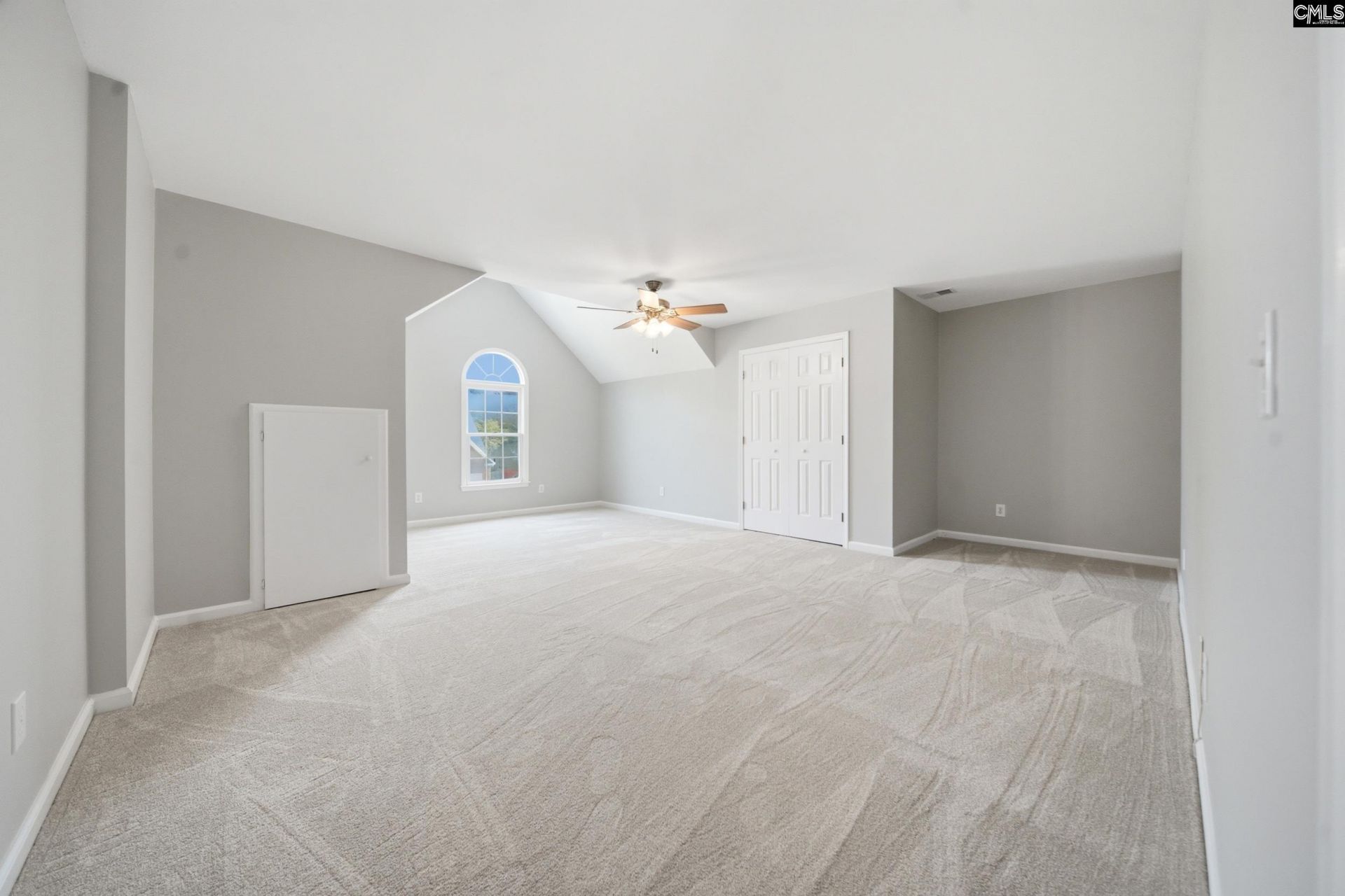 104 W Hampton Way Photo 19