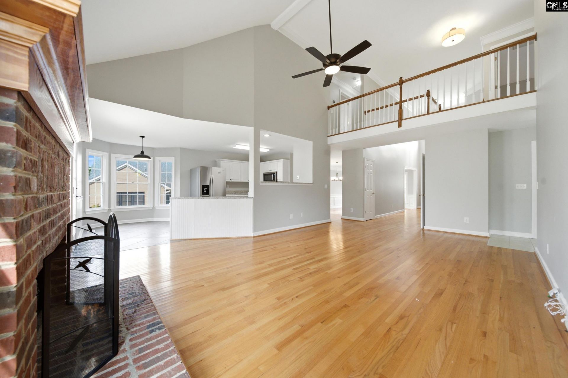 104 W Hampton Way Photo 7