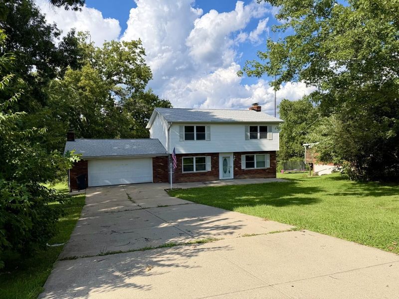 2016 Mapletree Lane, Independence, KY 41051 Photo 2
