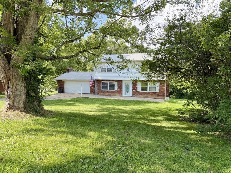 2016 Mapletree Lane, Independence, KY 41051 Photo 3