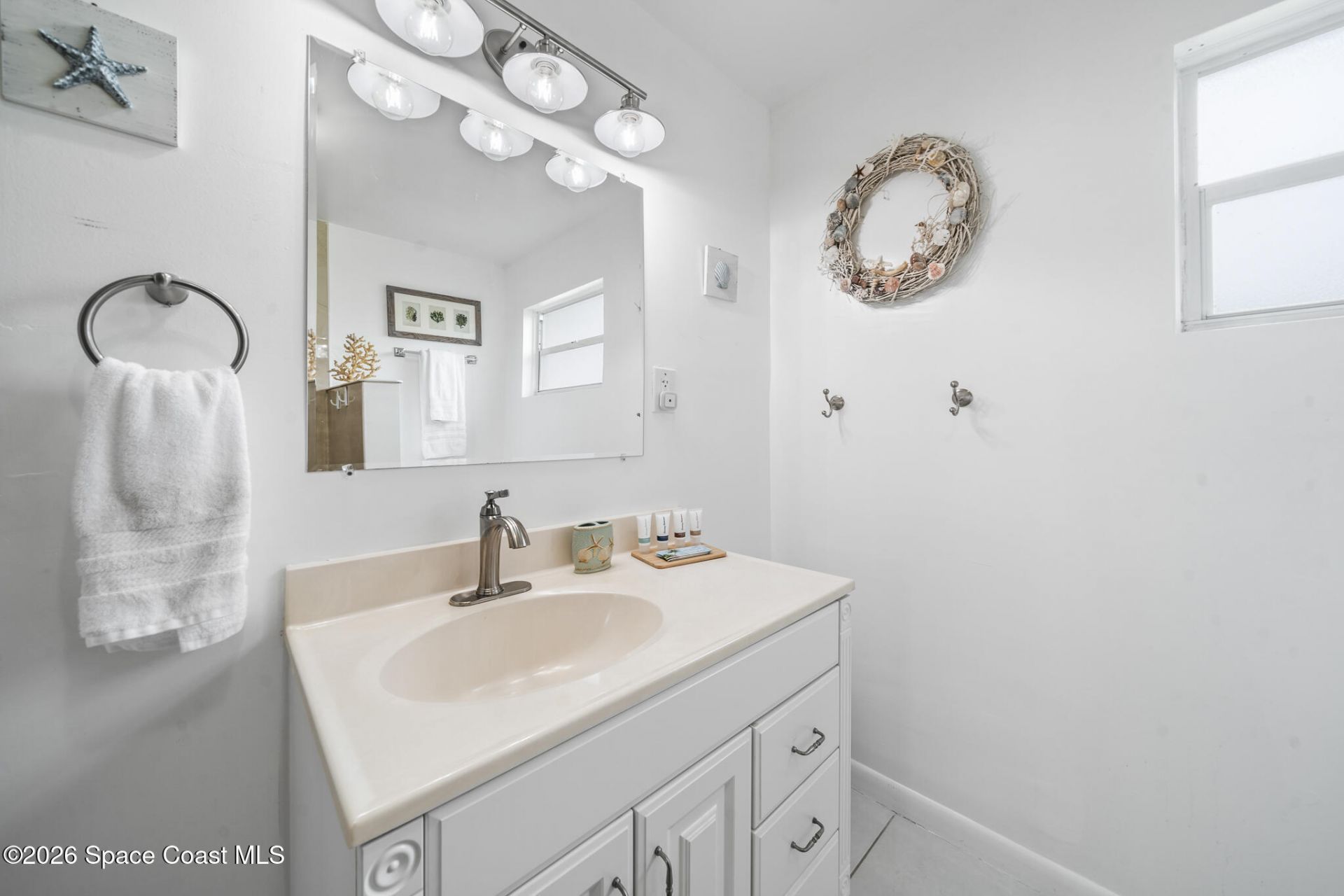 295 Spruce Avenue, Merritt Island, FL 32953 Photo