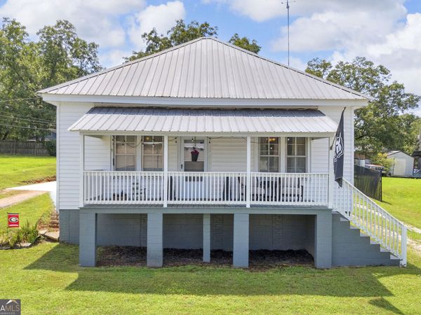 145 Peach Street, Commerce, GA 30529