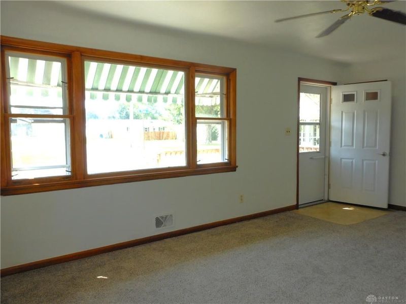 22 N Plum Street, Phillipsburg, OH 45354 Photo 9