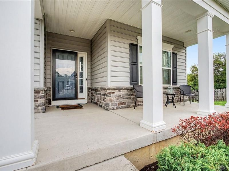 562 Recess Drive, Riverside, OH 45404 Photo 3