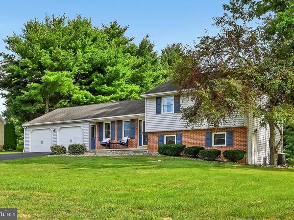 126 MEADOW VIEW LANE , BAINBRIDGE, PA 17502