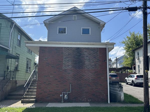 275 Kidder Street, Wilkes-Barre, PA 18702
