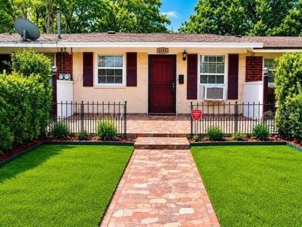 4666 KEN KNIGHT DRIVE N, JACKSONVILLE, FL 32209