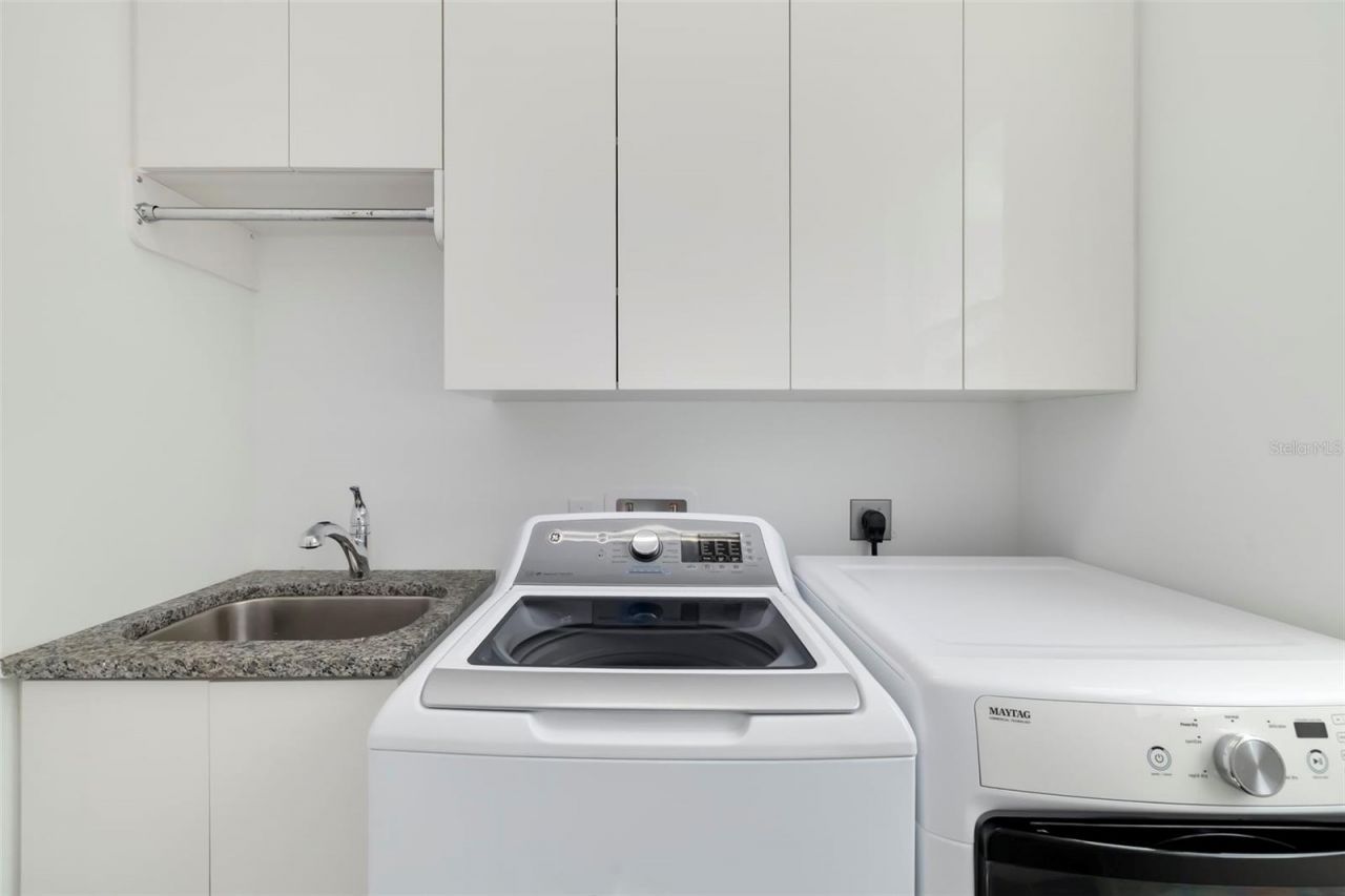 4524 Riverwood Avenue, Sarasota, FL 34231 Photo