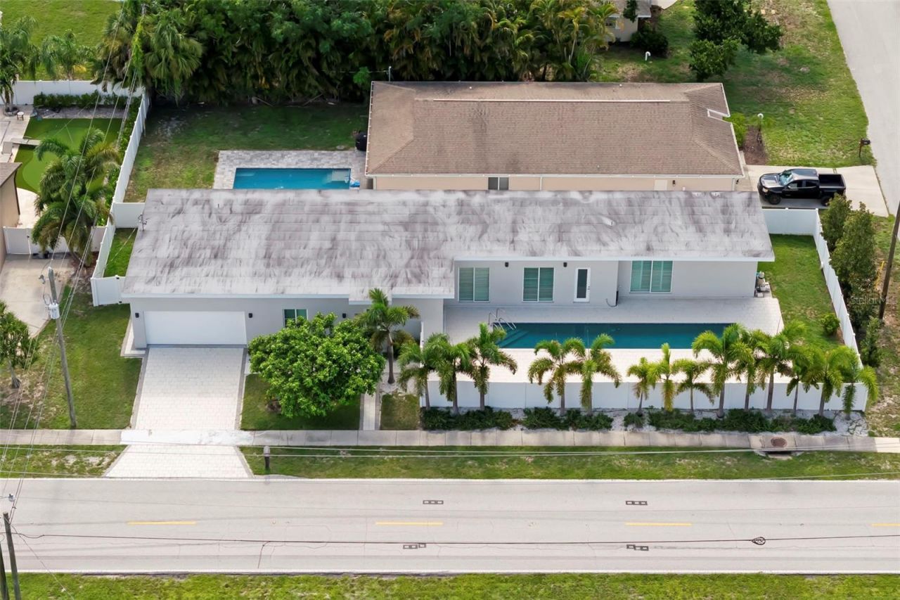 4524 Riverwood Avenue, Sarasota, FL 34231 Photo