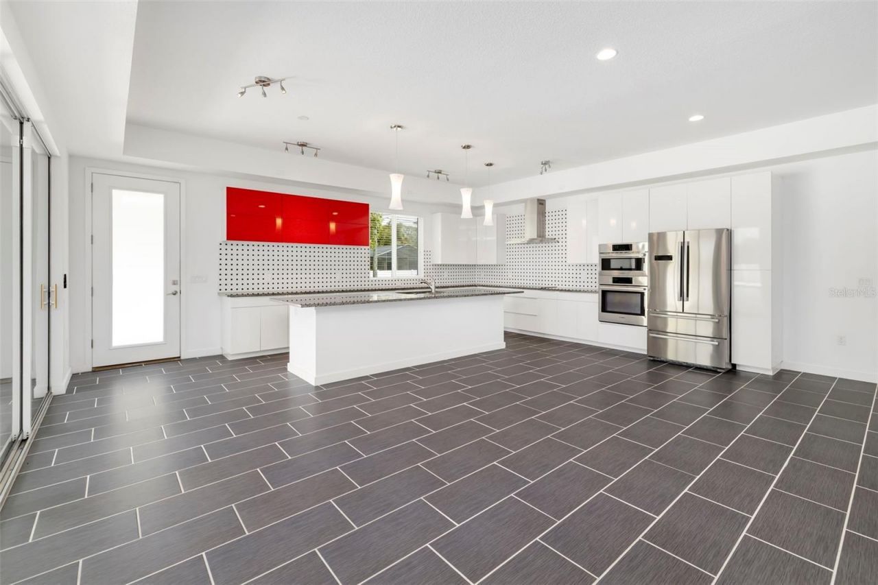 4524 Riverwood Avenue, Sarasota, FL 34231 Photo