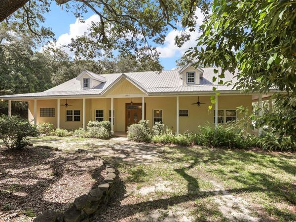 1685 MANOR WAY , DELAND, FL 32720