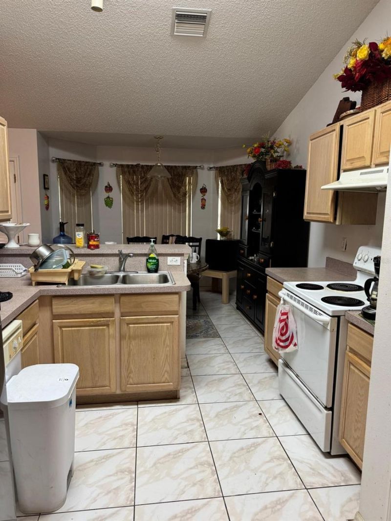 16 Red Barn Drive, Palm Coast, FL 32164 Photo