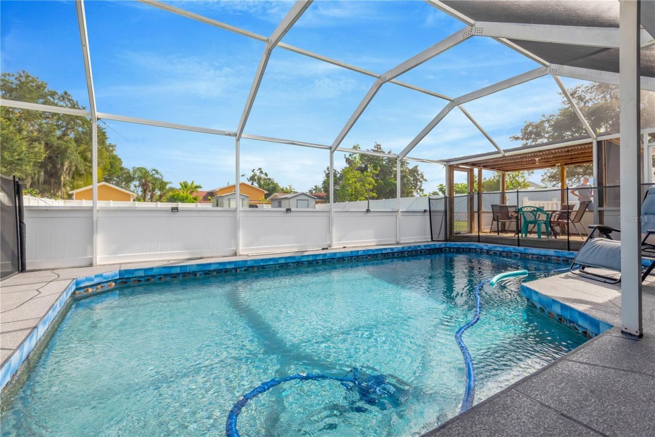 2054 Saffold Park Drive, Ruskin, FL 33570 Photo