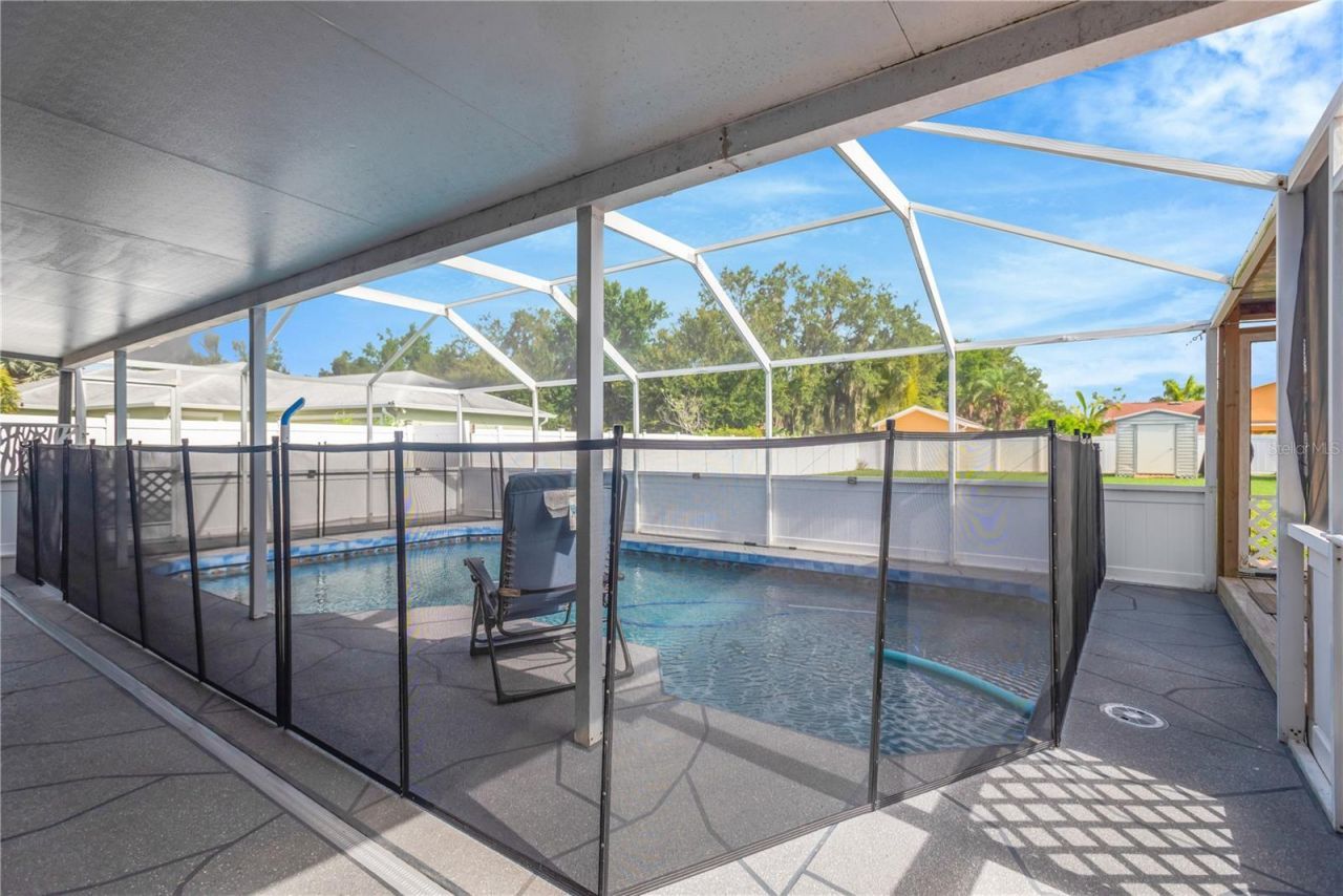 2054 Saffold Park Drive, Ruskin, FL 33570 Photo