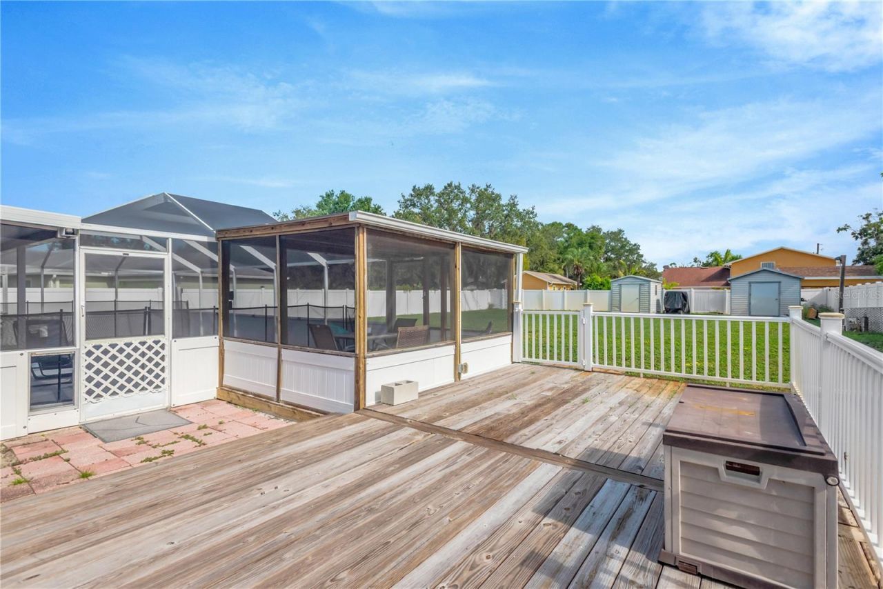 2054 Saffold Park Drive, Ruskin, FL 33570 Photo
