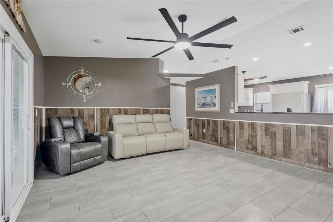 2054 Saffold Park Drive, Ruskin, FL 33570 Photo