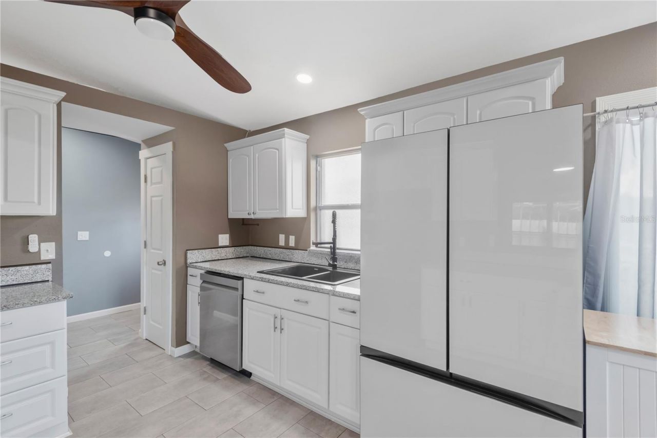 2054 Saffold Park Drive, Ruskin, FL 33570 Photo