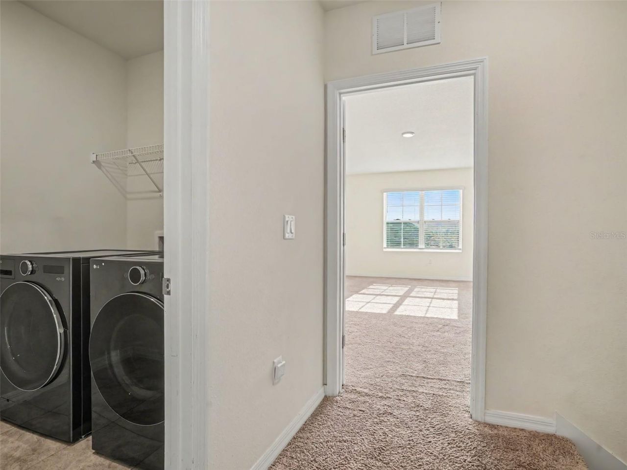 281 St Georges Circle, Eagle Lake, FL 33839 Photo