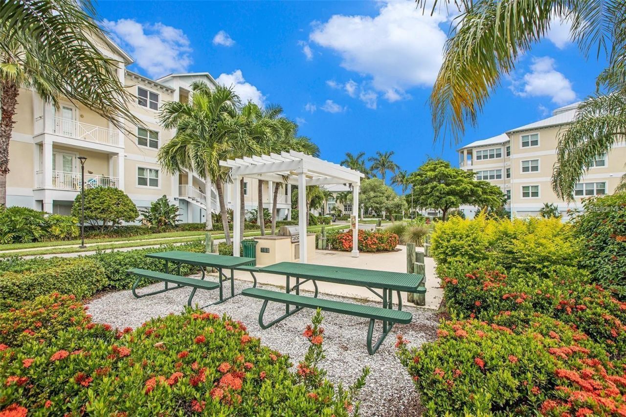 3430 77th Street W, Unit 101, Bradenton, FL 34209 Photo