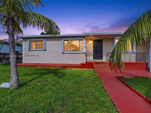 17950 NW 6th court , Miami Gardens, FL 33169