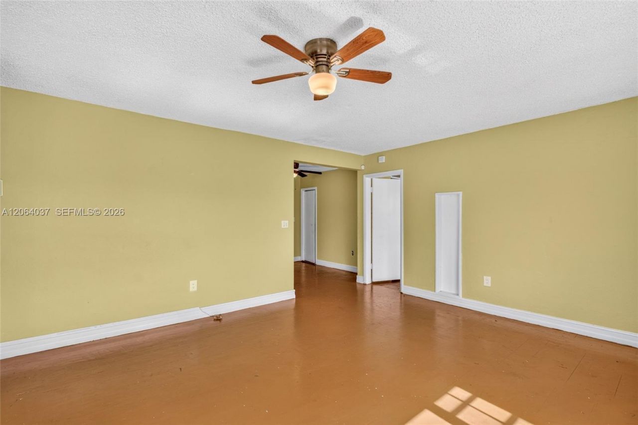 17950 NW 6th Court , Miami Gardens, FL 33169 Photo