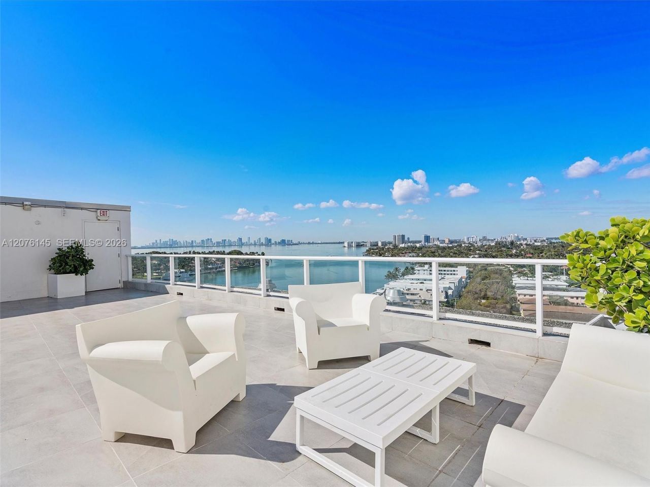 900 SW Bay Dr , Unit 617 & DS31, Miami Beach, FL 33141 Photo