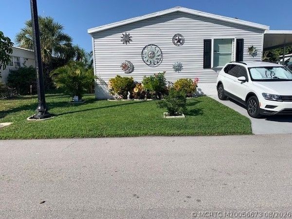 4181 68th Street N, Unit 885, West Palm Beach, FL 33404