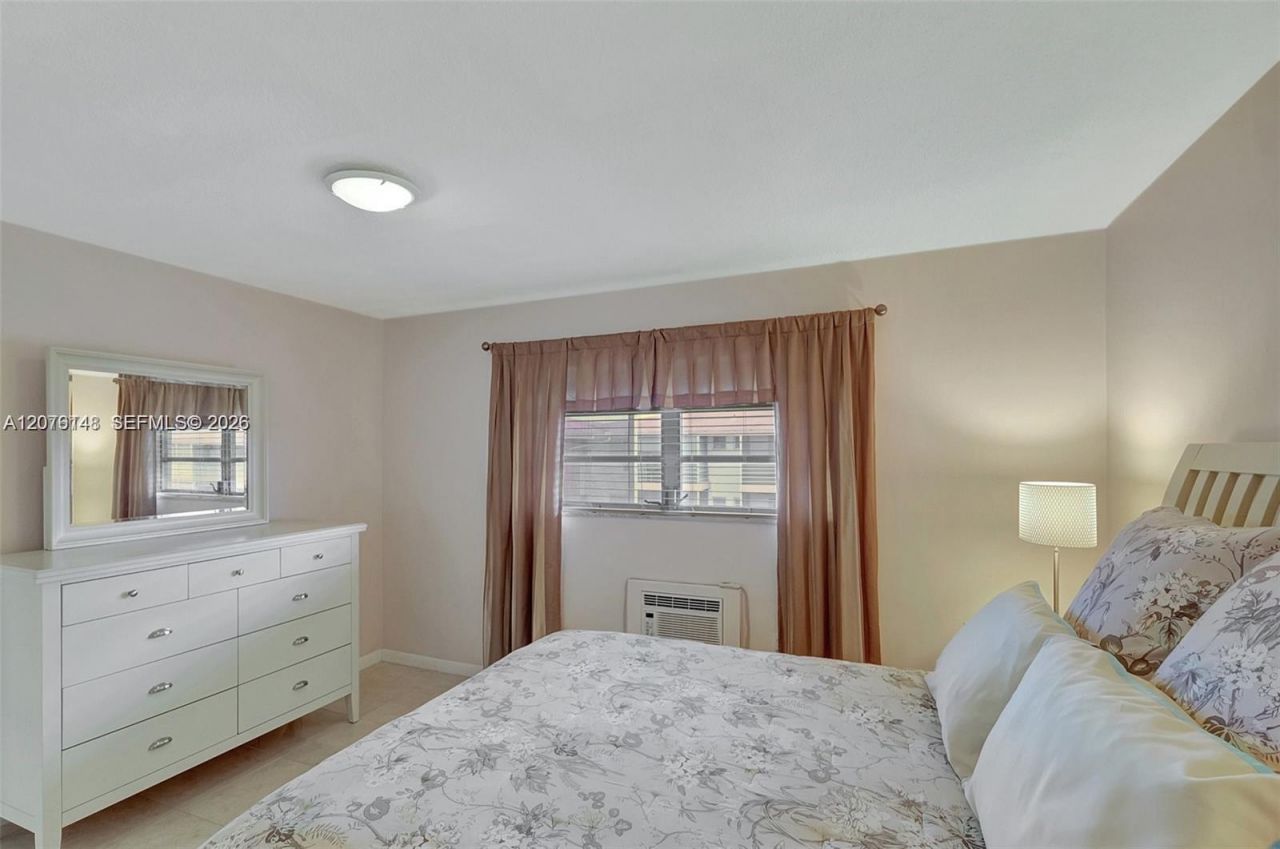 17001 NE 13th Ave , Unit 306, Miami, FL 33162 Photo