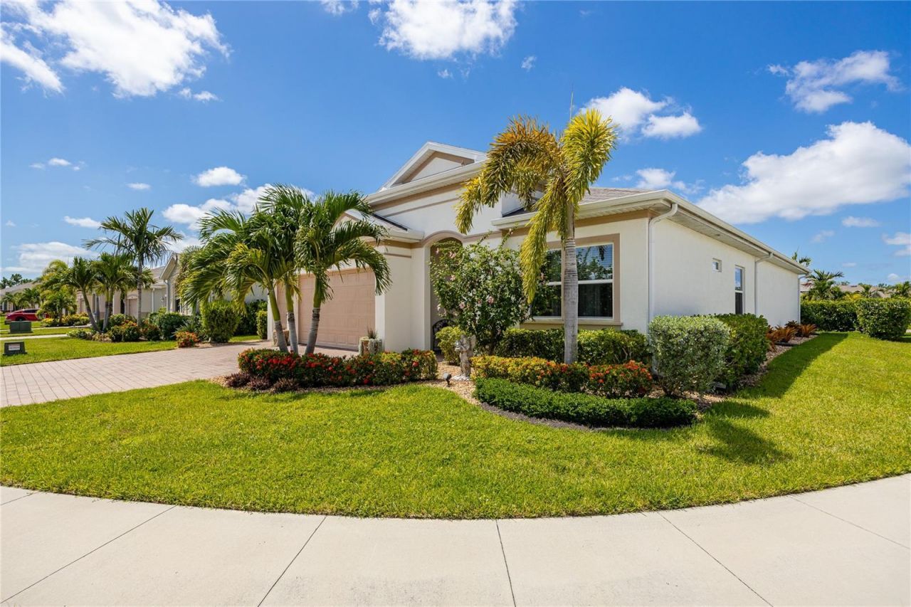 3286 Baravaldo Circle, Cape Coral, FL 33909 Photo