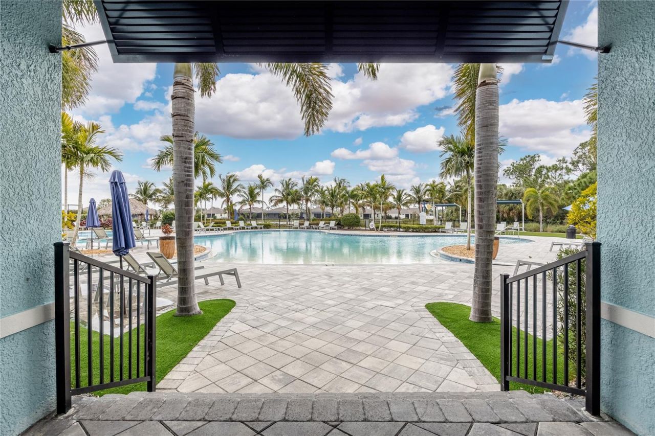 3286 Baravaldo Circle, Cape Coral, FL 33909 Photo