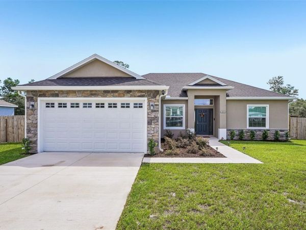 40688 E 9TH AVENUE , UMATILLA, FL 32784