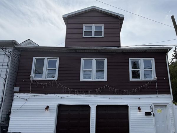 704 W 1st Street, Hazleton, PA 18201