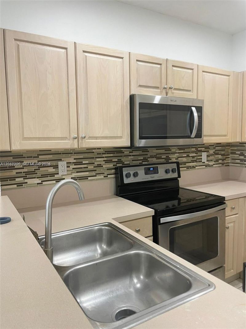 12162 SW 5th Ct , Pembroke Pines, FL 33025 Photo