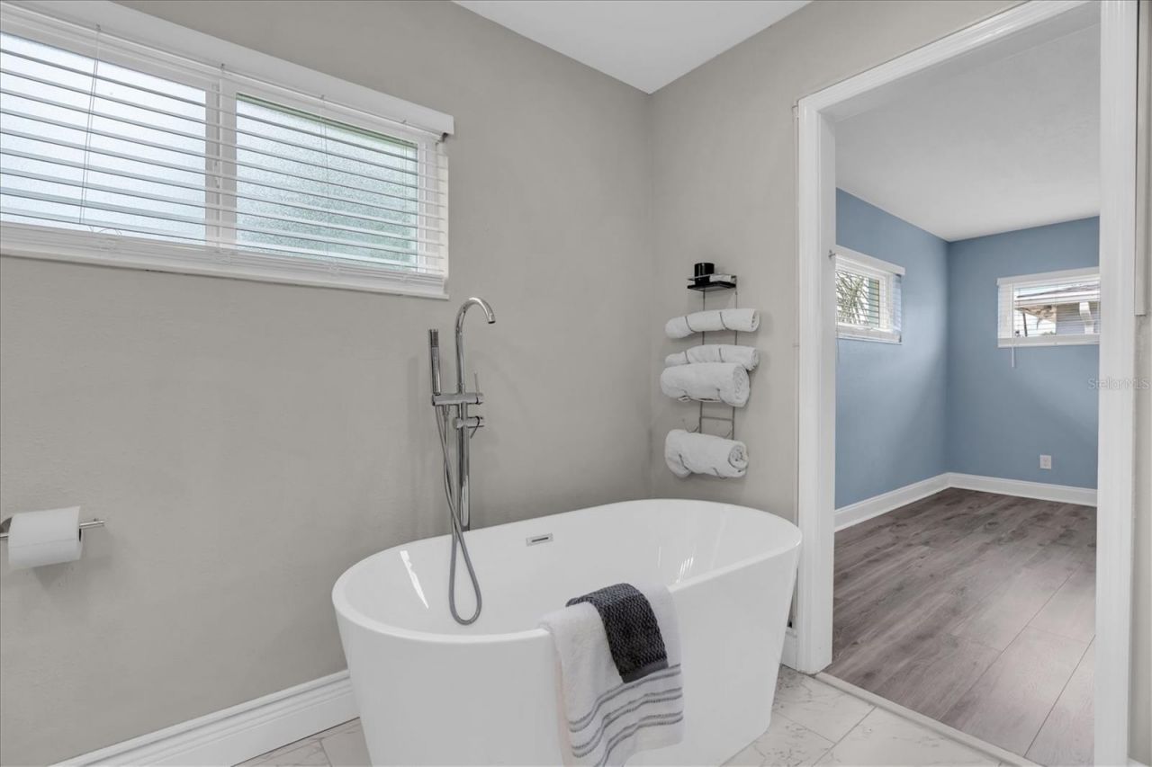 7891 4th Avenue S, Saint Petersburg, FL 33707 Photo