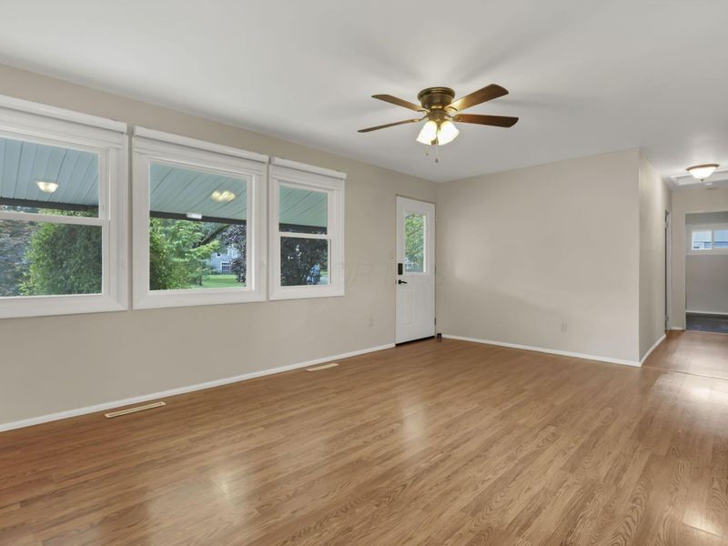 4361 Kerr Drive , Hilliard, OH 43026 Photo 8