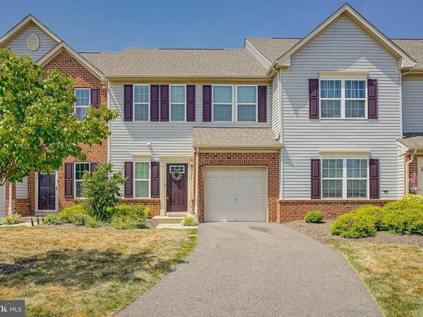 56 SUNDANCE DRIVE, HAMILTON, NJ 08619
