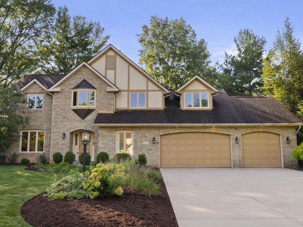 8860 Shenandoah Drive NW, Pickerington, OH 43147