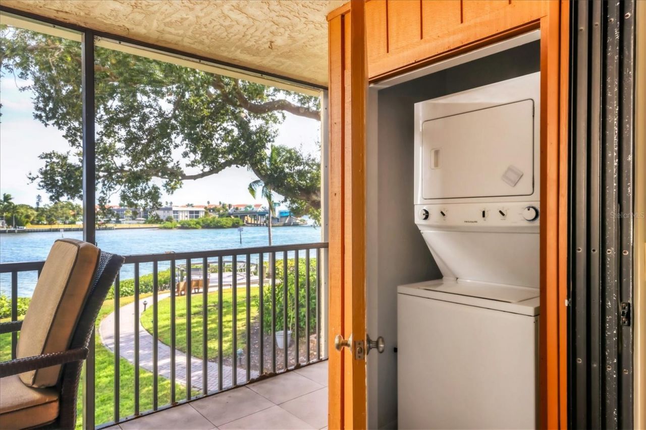 1900 Cove II Place, Unit 127, Sarasota, FL 34242 Photo