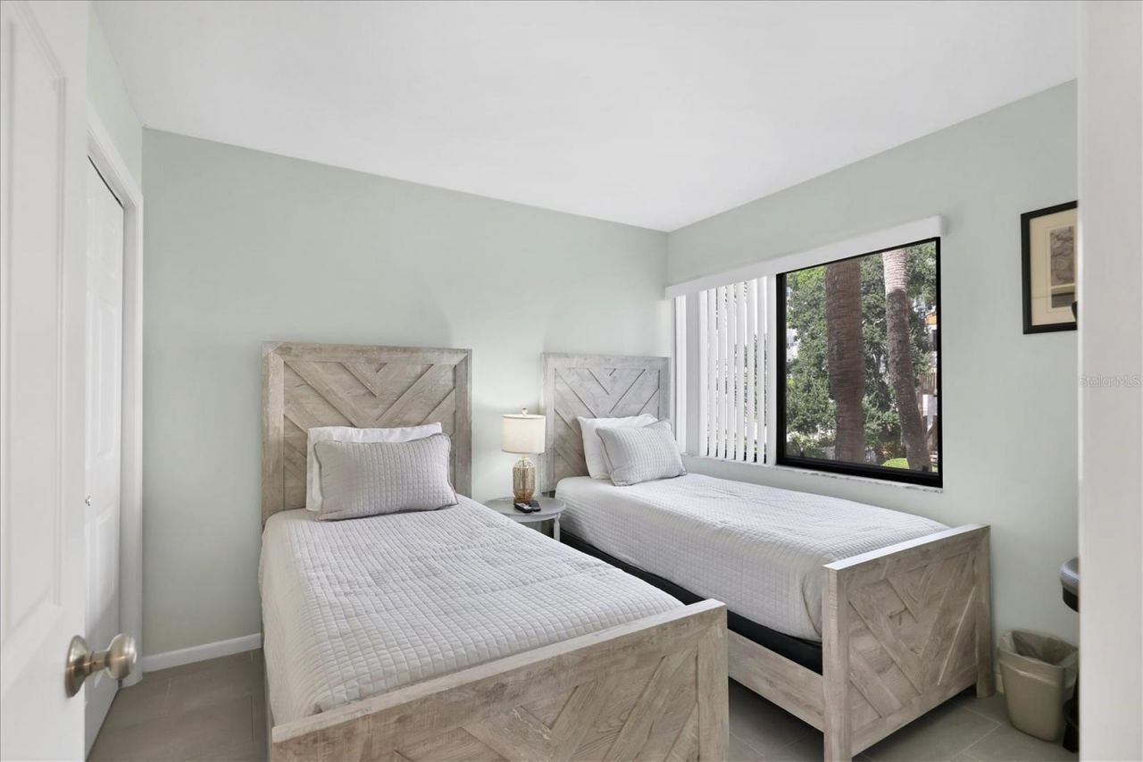 1900 Cove II Place, Unit 127, Sarasota, FL 34242 Photo