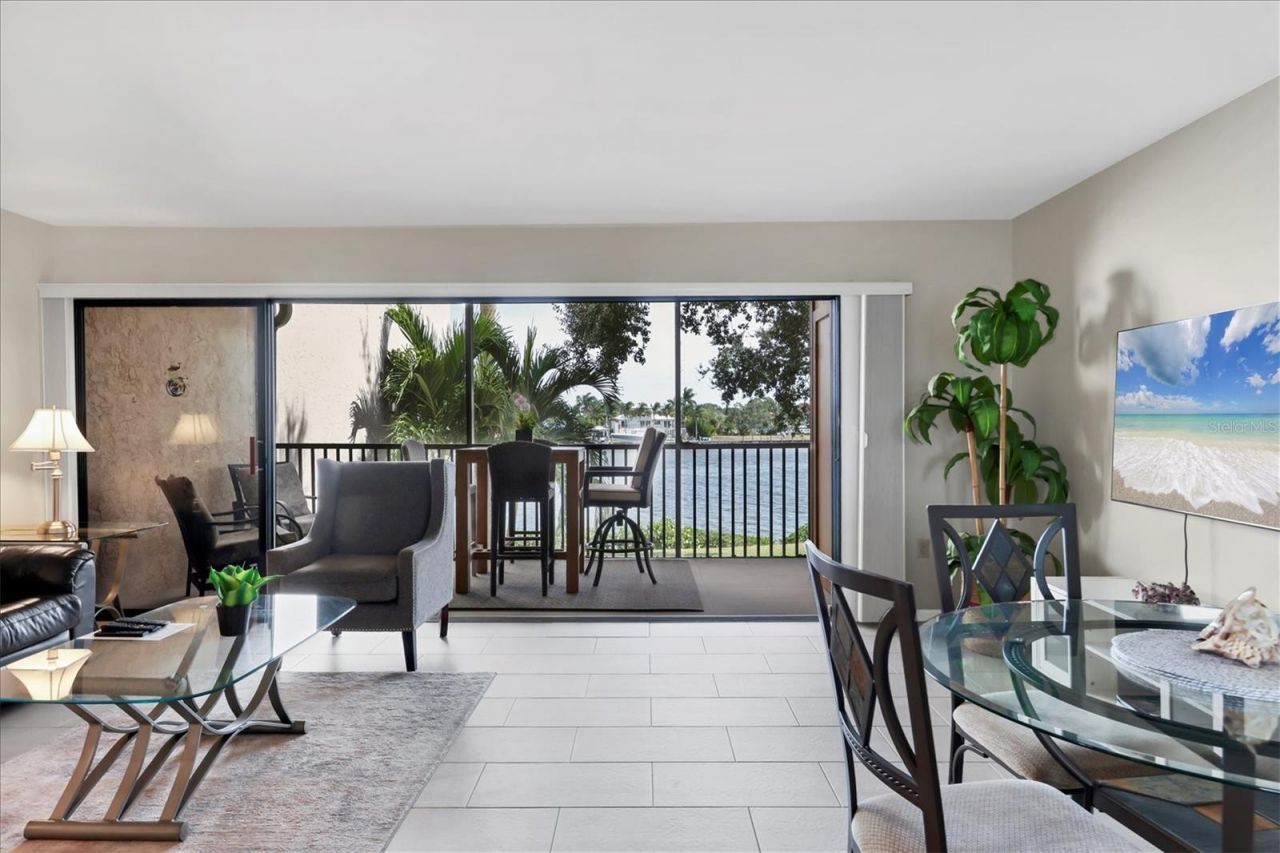 1900 Cove II Place, Unit 127, Sarasota, FL 34242 Photo