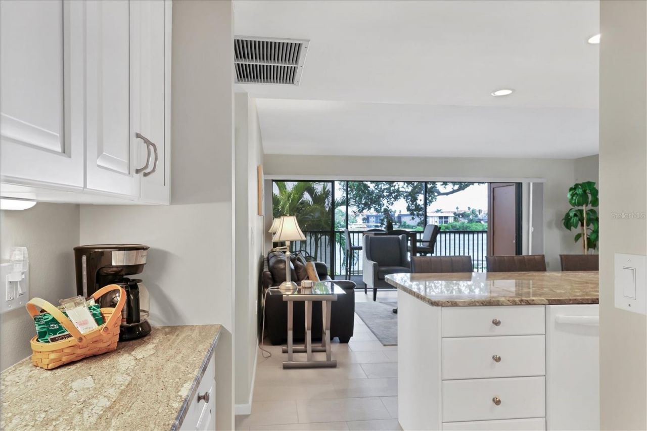 1900 Cove II Place, Unit 127, Sarasota, FL 34242 Photo
