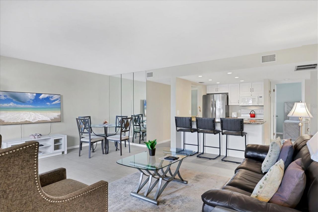 1900 Cove II Place, Unit 127, Sarasota, FL 34242 Photo