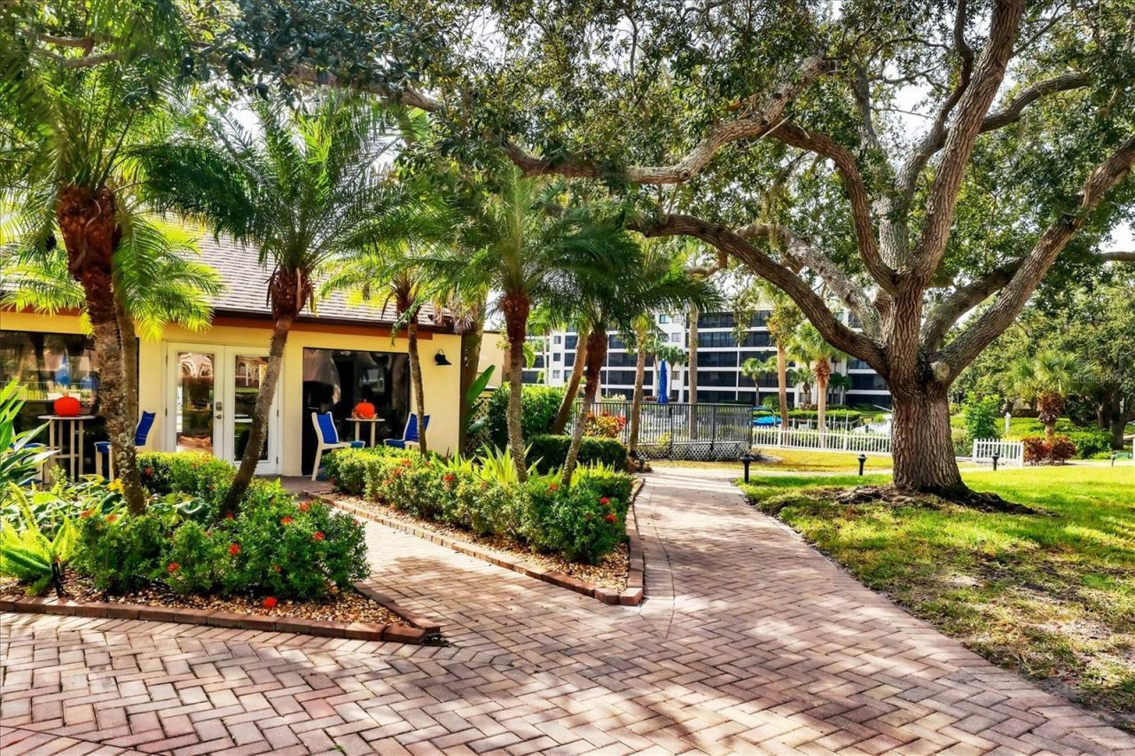 1900 Cove II Place, Unit 127, Sarasota, FL 34242 Photo
