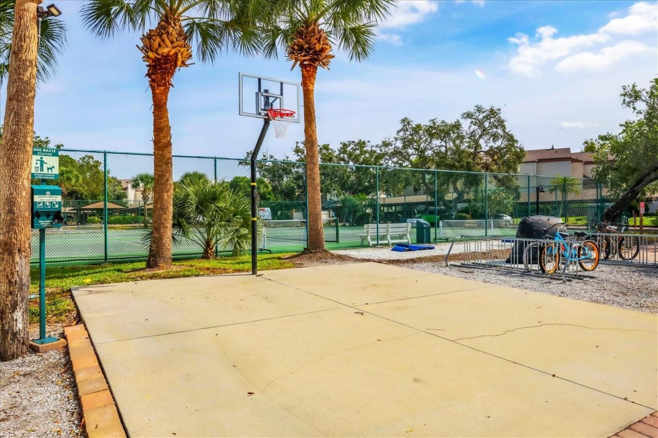 1900 Cove II Place, Unit 127, Sarasota, FL 34242 Photo