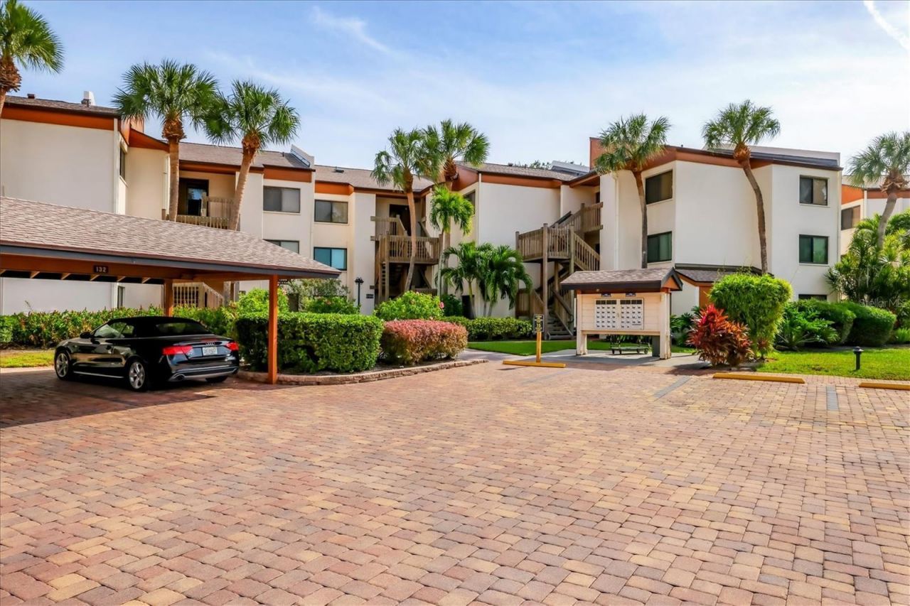 1900 Cove II Place, Unit 127, Sarasota, FL 34242 Photo